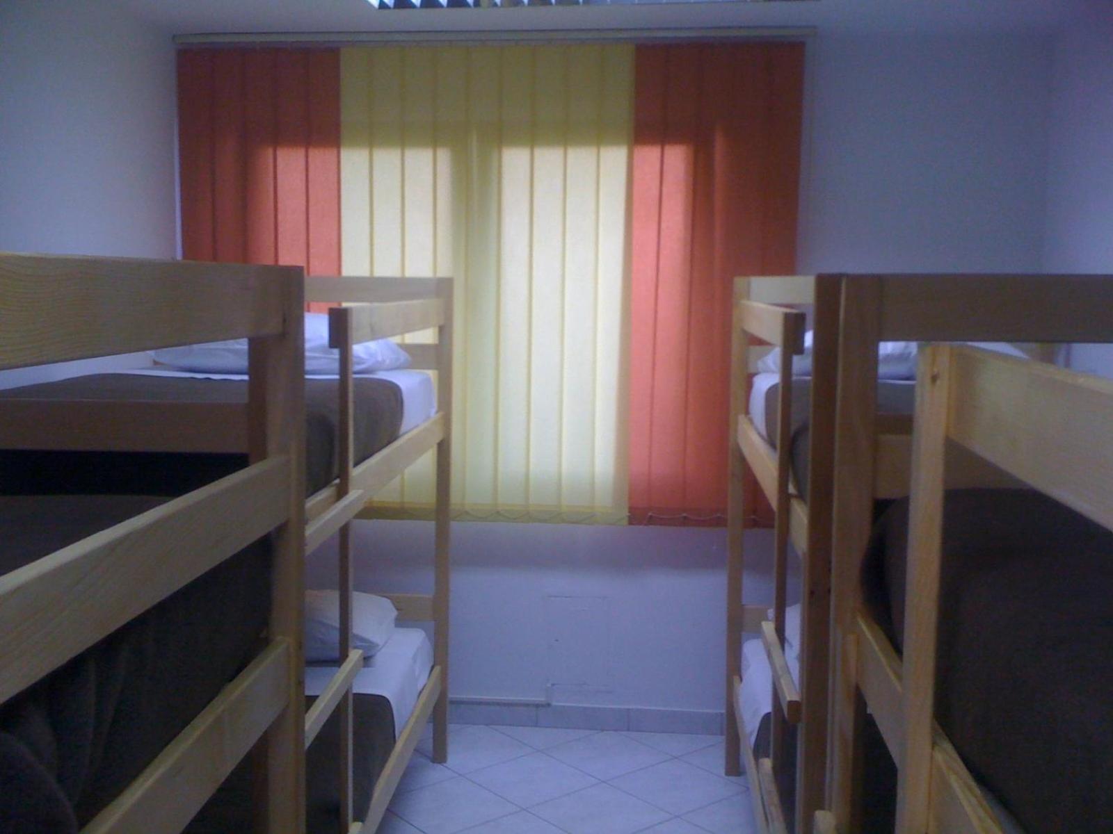 Hostel Amfora Fažana Extérieur photo