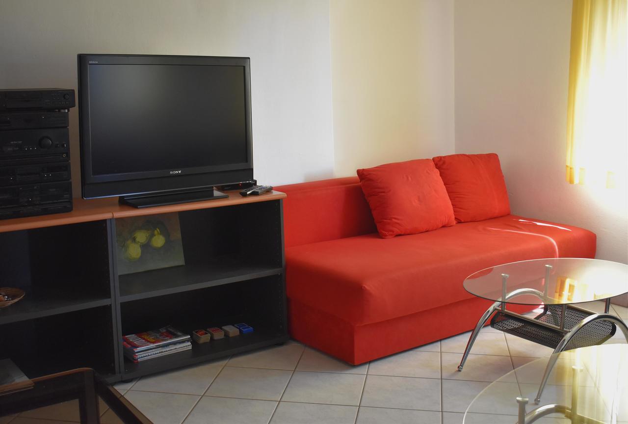 Hostel Amfora Fažana Extérieur photo